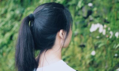Quy định kỳ lạ cấm nữ sinh buộc tóc ở Nhật Bản