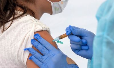  EMA phê duyệt việc sử dụng vắc-xin Comirnaty của Pfizer/BioNTech để tiêm mũi tăng cường 