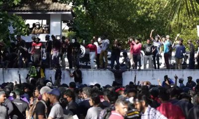 Hàng nghìn sinh viên bao vây nhà Thủ tướng Sri Lanka giữa cơn khủng hoảng kinh tế nghiêm trọng