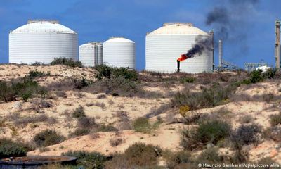 Hàng chục nghìn thùng dầu tràn ra môi trường mỗi ngày do vỡ đường ống tại Lybia