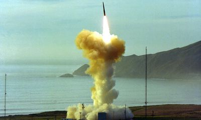 Mỹ thử tên lửa xuyên lục địa Minuteman III bay xa hơn 6.000 km