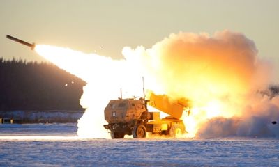 Mỹ tăng gấp đôi số hệ thống tên lửa HIMARS viện trợ cho Ukraine