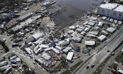 Cận cảnh bang Florida của Mỹ tan hoang sau khi bão Ian đổ bộ