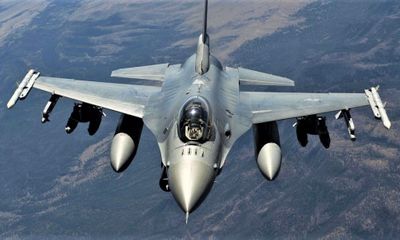 Bulgaria mua thêm 8 'Chim cắt' F-16 của Mỹ