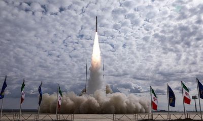 Iran tuyên bố chế tạo tên lửa bội siêu thanh xuyên qua mọi hệ thống phòng thủ
