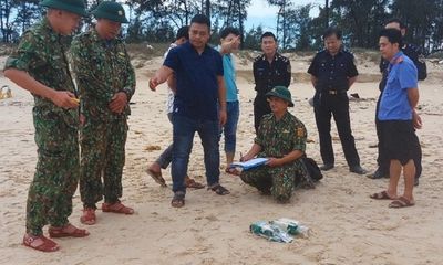 Phát hiện thêm các gói nghi chứa ma túy trôi dạt vào bờ biển tỉnh Quảng Trị