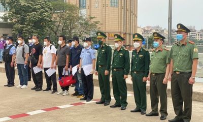 Trục xuất 5 đối tượng người Trung Quốc nhập cảnh trái phép vào Việt Nam