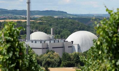 Đức đóng cửa 3 nhà máy cuối cùng, chấm dứt việc phát triển điện hạt nhân