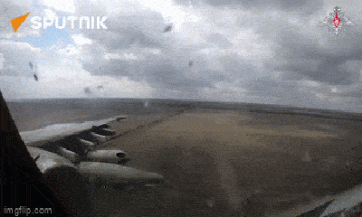 Video-Hot - Video: 'Xe tăng bay' Su-25 Nga khai hỏa, phá hủy xe bọc thép của Ukraine