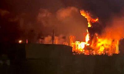 Cháy nhà máy lọc dầu tại Nga, nghi do máy bay không người lái