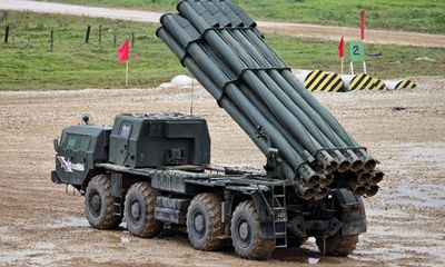 Soi sức mạnh của BM-30 Smerch - tổ hợp pháo phản lực đáng sợ bậc nhất trong kho vũ khí Nga