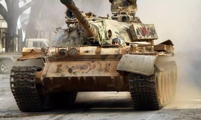 Quân đội Nga biến xe tăng T-54/55 thành “bom cảm tử” 