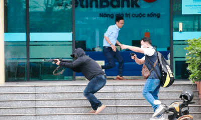Chi nhánh ngân hàng Sacombank ở TP.HCM nghi bị cướp