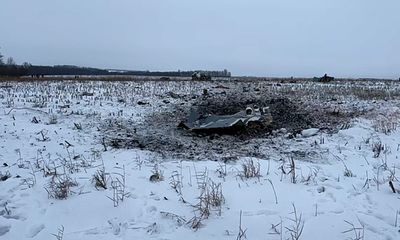 Vụ máy bay Nga chở 65 tù binh Ukraine rơi: Moscow, Kiev cáo buộc lẫn nhau