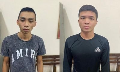 Hà Nội: Bắt 2 kẻ bịt mặt, cướp tài sản của người phụ nữ ở Gia Lâm