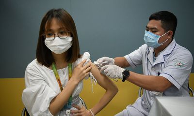 Hơn 3500 chữ ký kiến nghị Thủ tướng cho người lao động đã tiêm vaccine được đi làm trở lại
