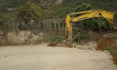 Hà Nam: Bắt quả tang công ty xả gần 412 tấn chất thải chưa qua xử lý ra môi trường