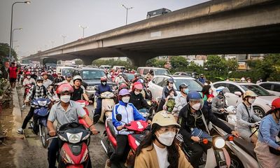 Rào chắn gây ùn tắc trên đường Nguyễn Xiển ở Hà Nội: Ban quản lý dự án nói gì?