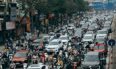Hà Nội: Giao thông ùn tắc nghiêm trọng dịp cận Tết Nguyên đán 2023