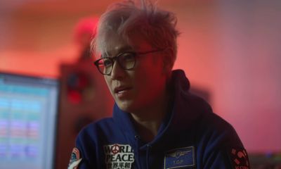 T.O.P (BIGBANG) tung clip xác nhận du hành vũ trụ cùng tỷ phú người Nhật và Steve Aoki