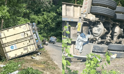 Bình Thuận: Xe container lật nghiêng, tài xế tử vong tại chỗ