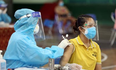 Thứ trưởng bộ Y tế: Dịch COVID-19 còn phức tạp, Việt Nam chuẩn bị đủ vaccine tiêm mũi 3