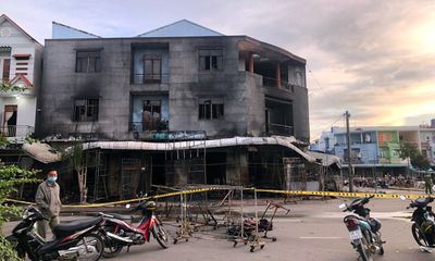 Kiên Giang: Cháy cửa hàng quần áo, vợ chồng cùng 2 con nhỏ tử vong 