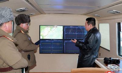 Chủ tịch Kim Jong-un trực tiếp chứng kiến hoàn tất thử nghiệm tên lửa bội siêu thanh mới