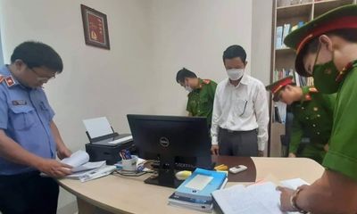 Sai phạm trong mua sắm kit test của Việt Á, Giám đốc CDC Đắk Lắk bị bắt