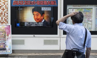 Cựu Thủ tướng Nhật Bản Abe bị bắn gục: Người dân bàng hoàng vì vụ ám sát