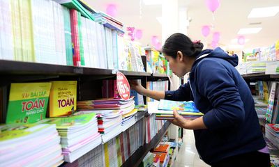 TP.HCM: Khoảng 7.000 học sinh thiếu sách giáo khoa cho năm học mới