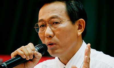 Cựu Thứ trưởng Bộ Y tế Cao Minh Quang hầu toà ngày 21/11