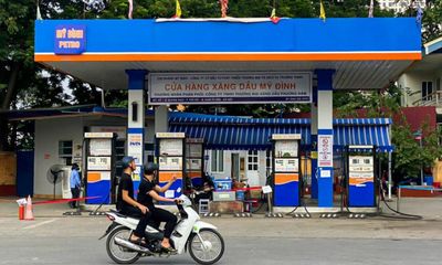 Tin thời sự mới nóng nhất 11/11: Hà Nội kiến nghị cho xe chở xăng dầu hoạt động 24/24h trong 3 tháng