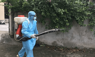 Sốt xuất huyết bùng phát mạnh, Hà Nội mở chiến dịch phun hóa chất diệt muỗi trong 34 đêm 