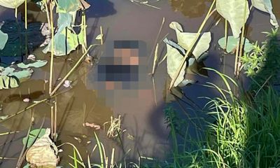 Quảng Nam: Phát hiện nam thanh niên tử vong bên chiếc xe máy dưới hồ sen