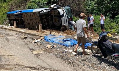 Tai nạn giao thông nghiêm trọng, cầu thủ trẻ ở Quảng Nam qua đời vì xe đâm vào núi 