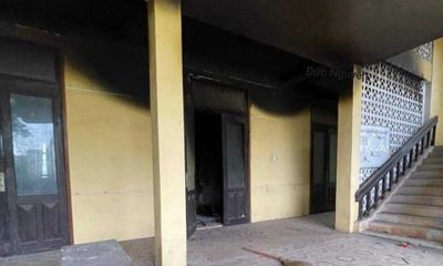 Vụ thi thể cháy sém trong trụ sở bỏ hoang: Chưa xác định được danh tính