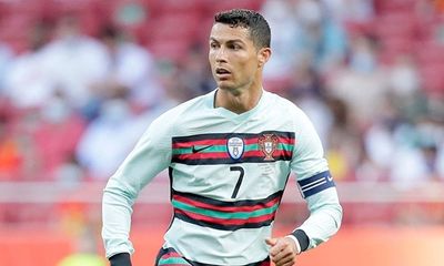 Euro 2020: Ronaldo giành danh hiệu Vua phá lưới