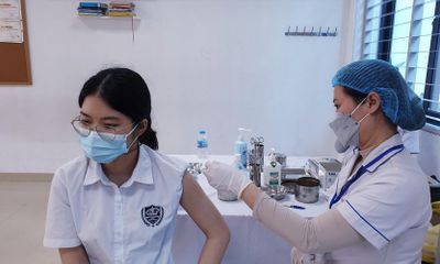 TP.Hà Nội: Hơn 38.000 học sinh lớp 9 đã tiêm vaccine COVID-19