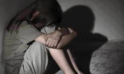 Hiếp dâm bé 9 tuổi, thiếu niên 17 tuổi lãnh án 13 năm tù