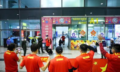 Wu Lei cùng tuyển Trung Quốc đã có mặt, chuẩn bị tái đấu đội tuyển Việt Nam đúng mùng 1 Tết