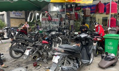 Ôtô - Xe máy - Lột xác cho xế yêu chất ngất, độc đáo cùng Độ xe SH Sài Gòn tại Hà Nội