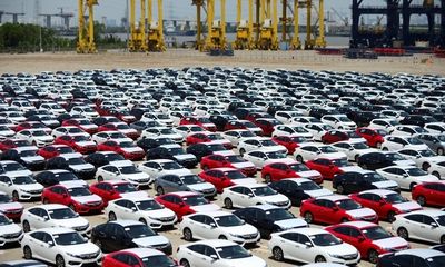Kinh doanh - Lượng ô tô nhập khẩu nguyên chiếc trong tháng 1/2022 lao dốc giảm mạnh hơn 70%