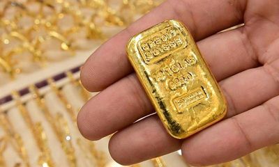Kinh doanh - Giá vàng hôm nay ngày 23/2: Vàng tiệm cận mốc 64 triệu đồng/lượng