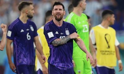 Hậu vệ Australia nói gì về Messi trước vòng 1/8 World Cup 2022?
