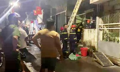 Tiền Giang: Hỏa hoạn thiêu rụi căn nhà trong hẻm tối mùng 5 Tết