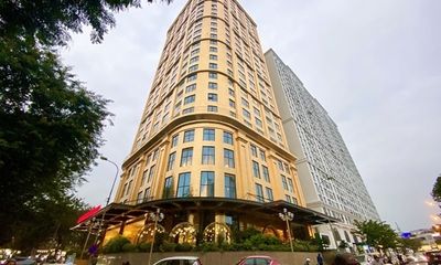 Ngắm lại khách sạn dát vàng ở Hà Nội trước khi sang tay chủ mới