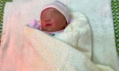 Phú Thọ: Xót xa bé gái sơ sinh bị bỏ rơi cùng lời nhắn nhờ nuôi hộ