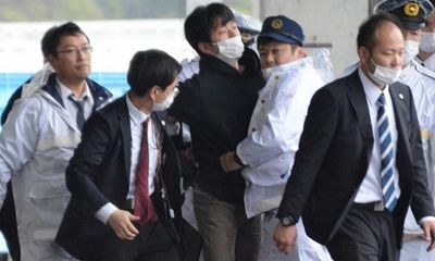 Công bố danh tính kẻ ném bom khói nhằm vào Thủ tướng Nhật Bản