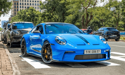 Vừa đập hộp xe mới, Cường Đô la đã bán Porsche 911 GT3